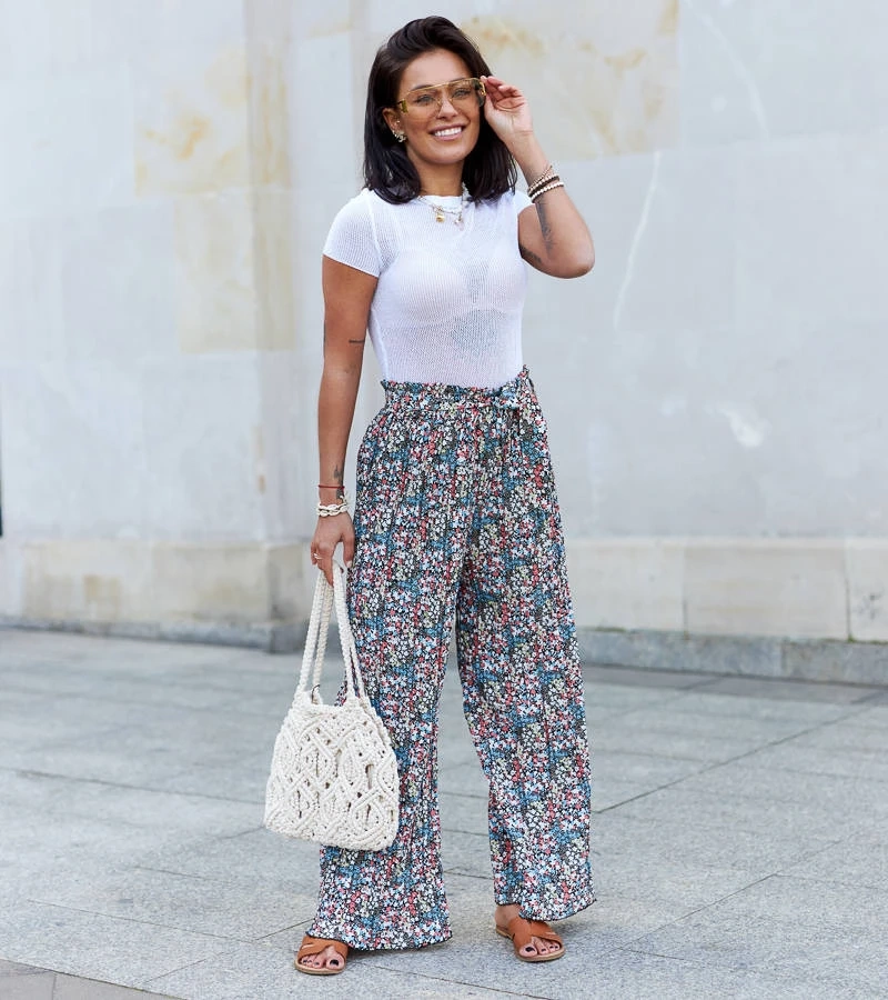 Černé dámské široké plisované kalhoty Saliha