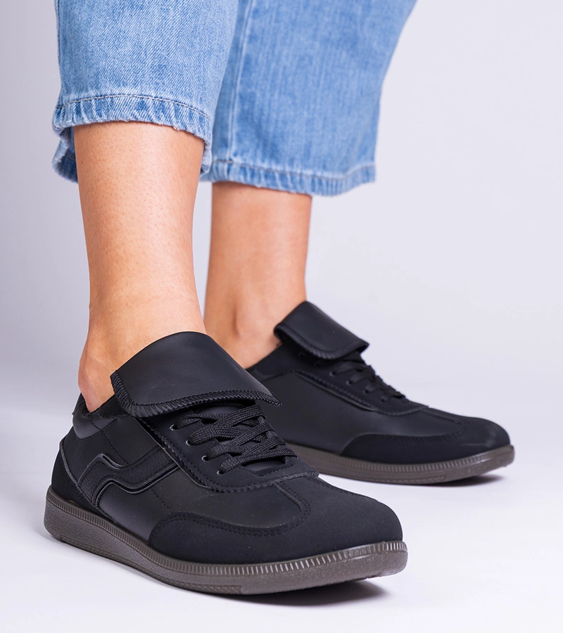 Černé nízké šněrovací tenisky Edelmira