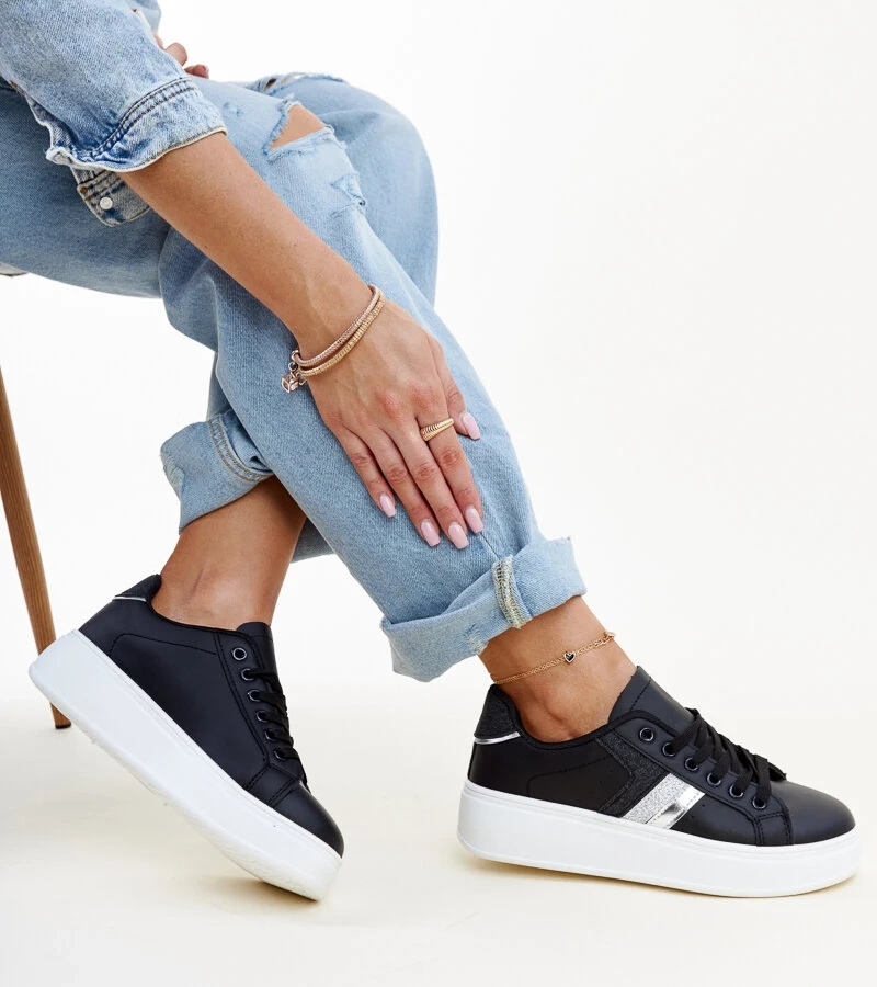 Černé tenisky Basmalia