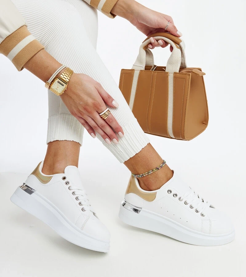 Bílé sportovní boty s zlatou vložkou Meriana