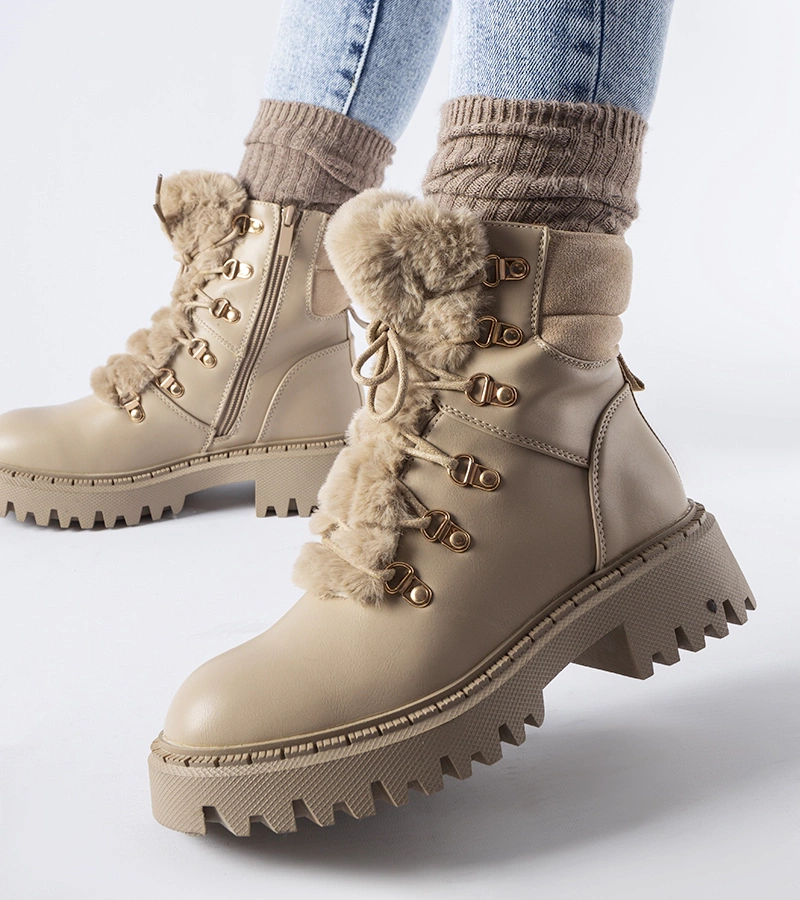 Beige pracovní boty s ozdobným kožešinkou Quarto