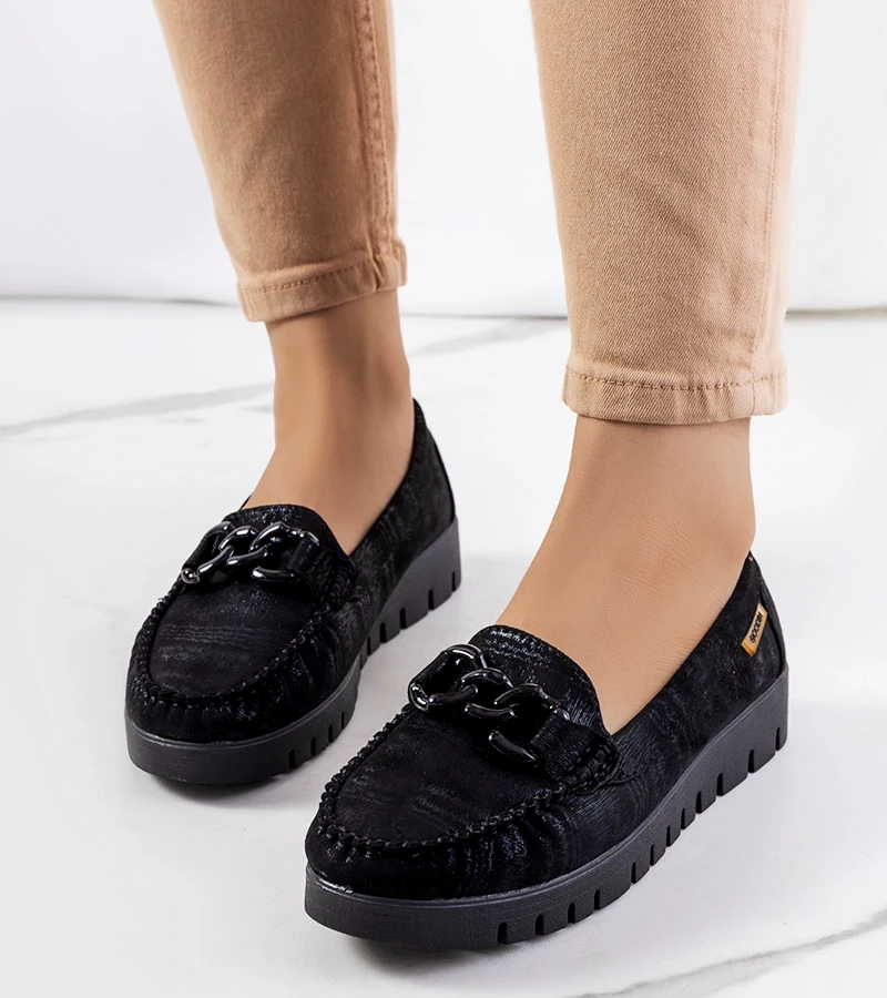 Černé mokasíny Indira na platformě
