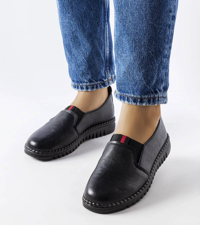 Julie černé mokasíny