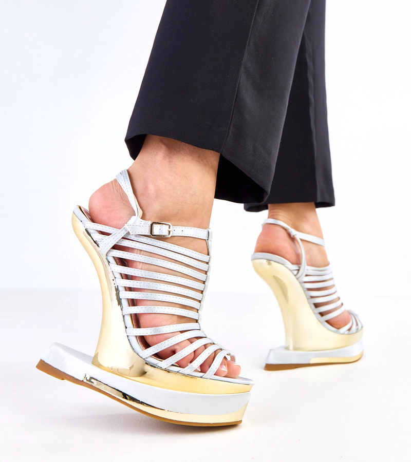 Šedé sandály na futuristickém podpatku Elizer