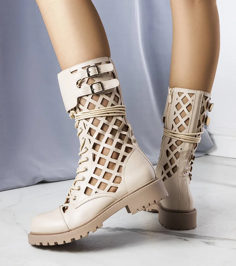 Béžové ažurové boty Minks