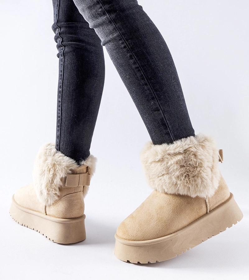 Bežové sněhule zdobené kožíškem Adelfia