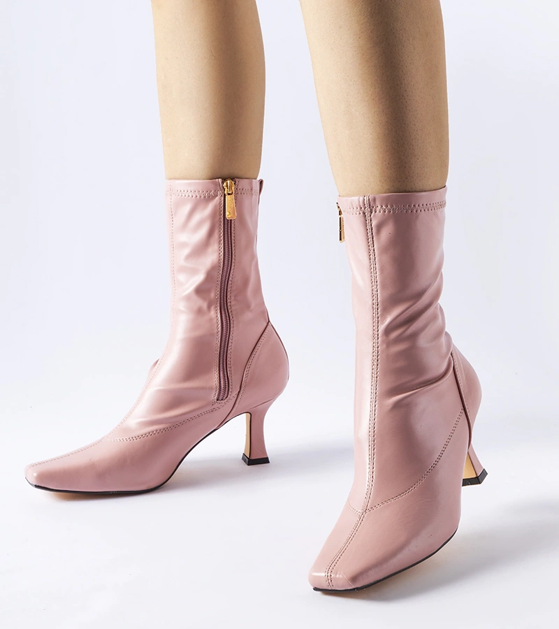 Růžové kotníčkové boty na nízkém podpatku Luisella