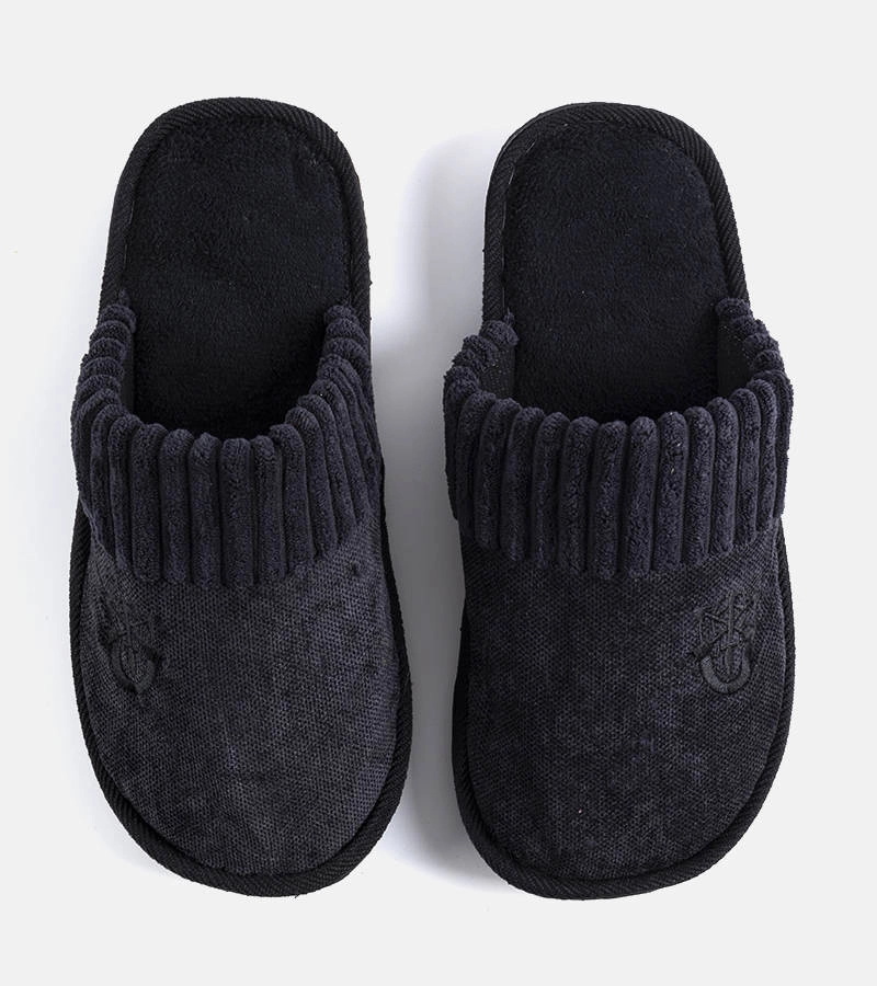 Černé pánské pantofle Lesseps