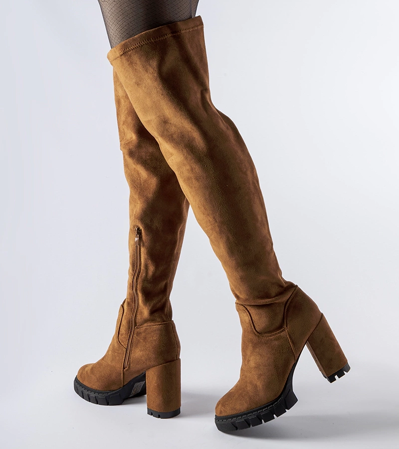 Hnědé dlouhé kozačky na podpatku Railroad