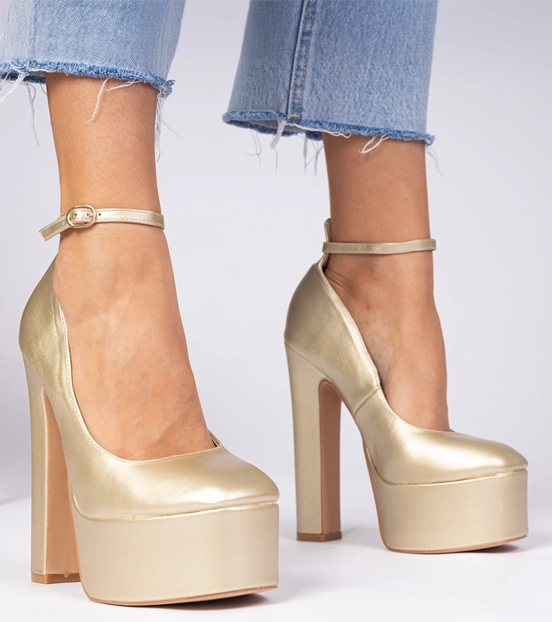 Zlaté lodičky na vysokém podpatku Felida