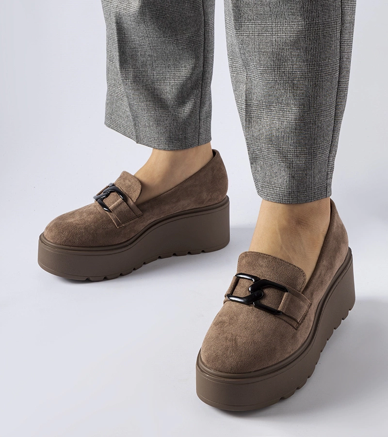 Hnědé mokasíny na platformě Medical