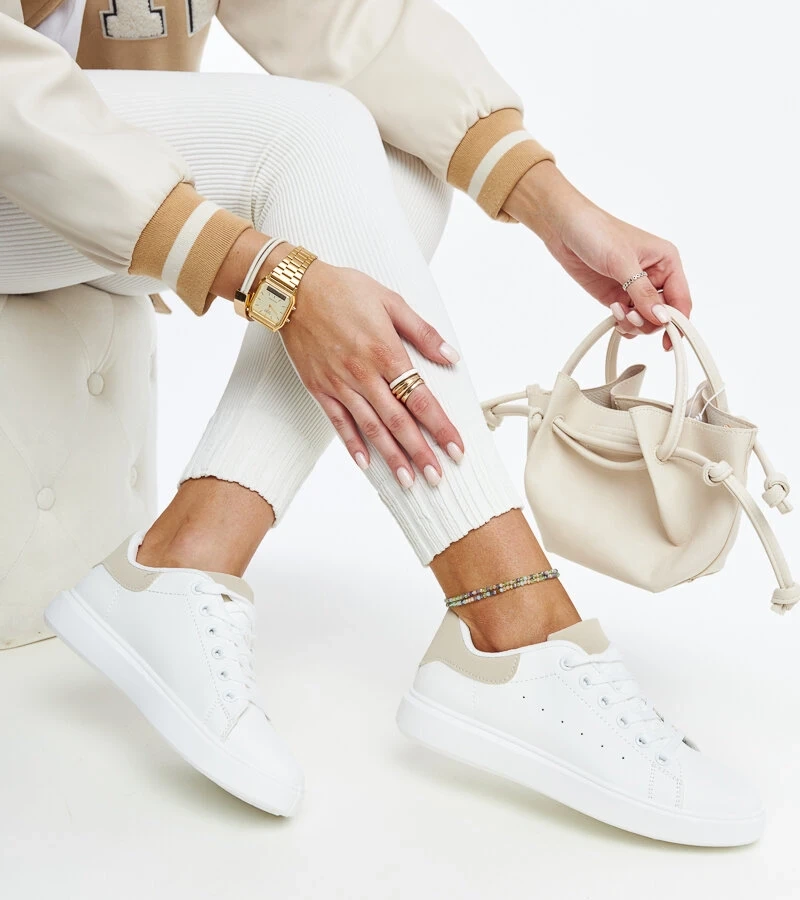 Bílé tenisky na platformě Ariam