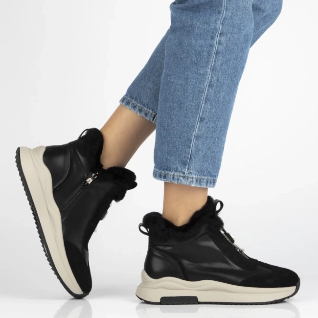 Černé kotníkové boty na platformě z přírodní kůže s kožíškem Dorie