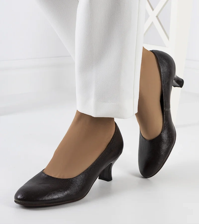 Hnědé klasické lodičky Vinarnik