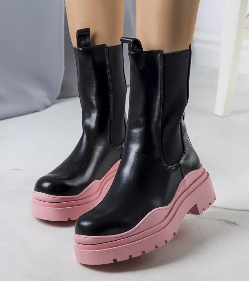 Černá boty na růžové podrážce Jadiel