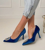 Námořnická modrá