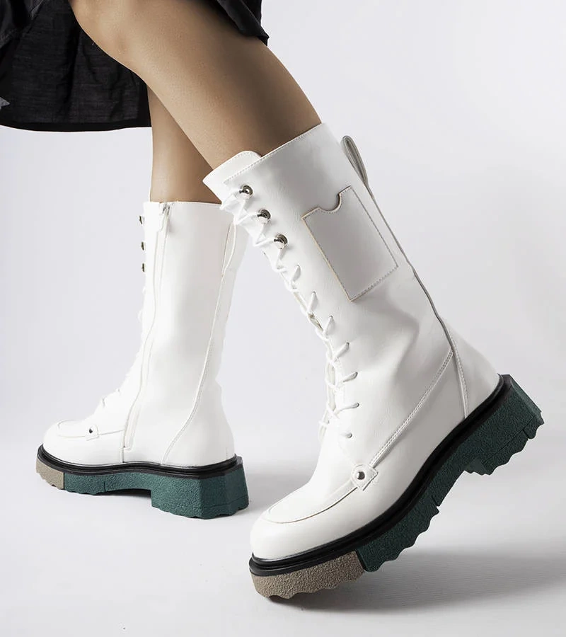 Bílé vysoké boty Nebida