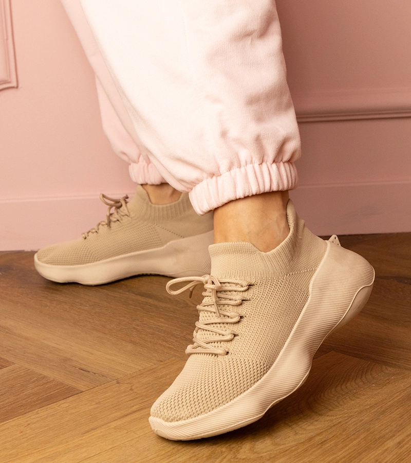 Béžové sportovní tenisky s ponožkovým svrškem Zurry