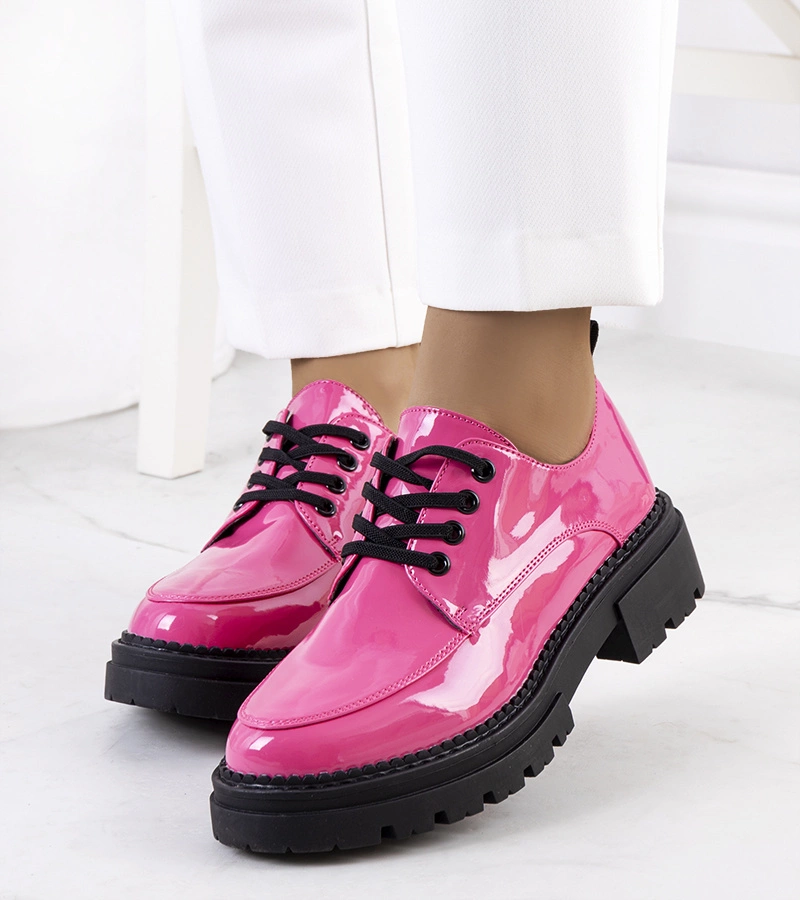 Růžové lakované polobotky Tianna