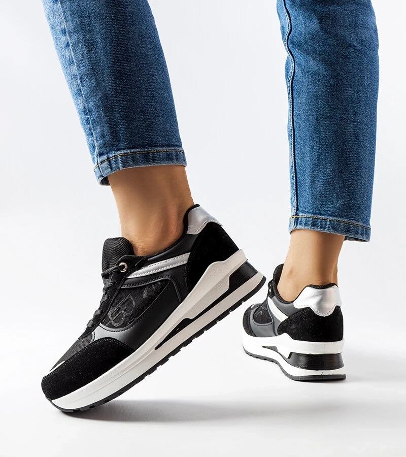 Černé tenisky s vložkou Genovesee