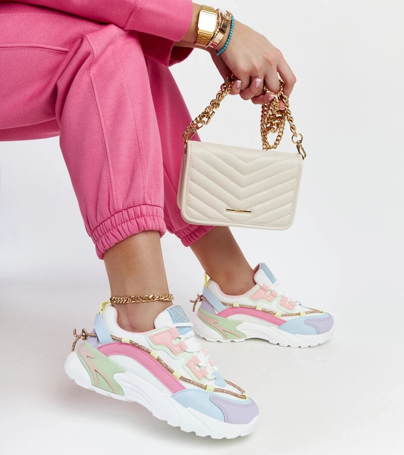 Barevné tenisky na platformě s kubíky značky Rutf