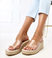 Bezbarvý || Béžový