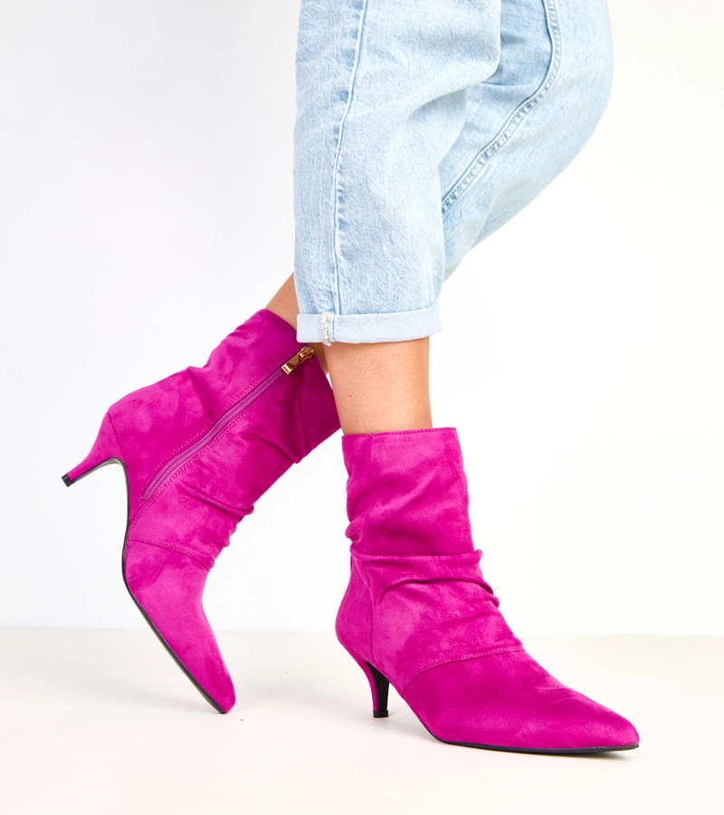 Růžové kotníkové boty na nízkém podpatku s řasením Karen