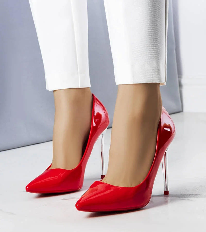 Červené lakované jehlové podpatky Xavier