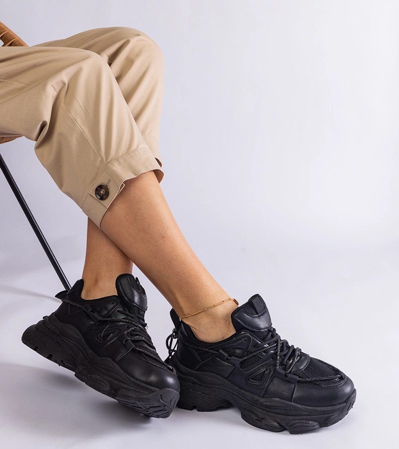 Černé dámské sportovní tenisky Ivett