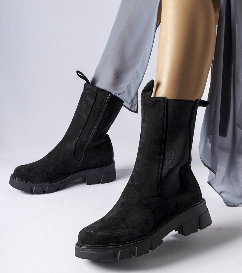 Černé masivní vysoké kotníkové boty Morbello