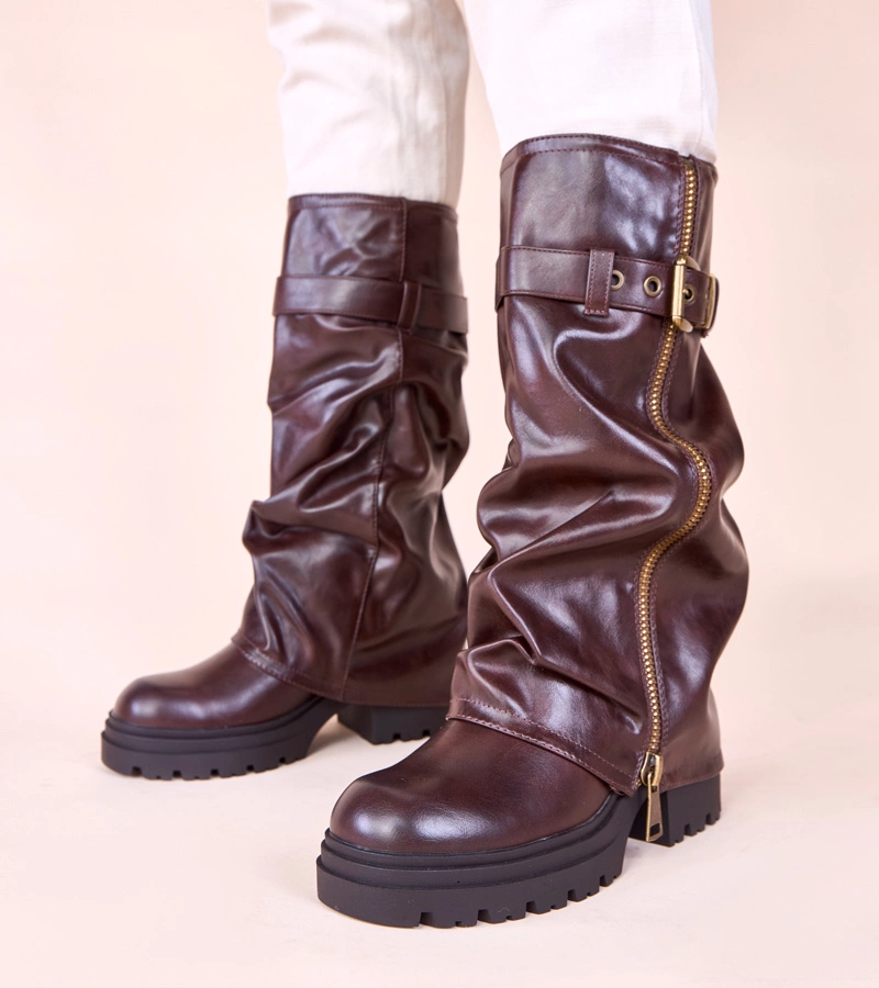 Hnědé kozačky s ohrnutým svrškem Ettera