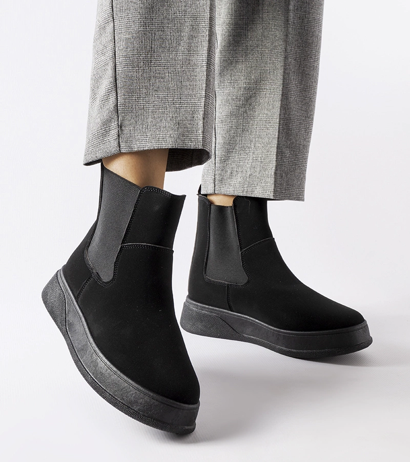 Černé platformové botky Benilde