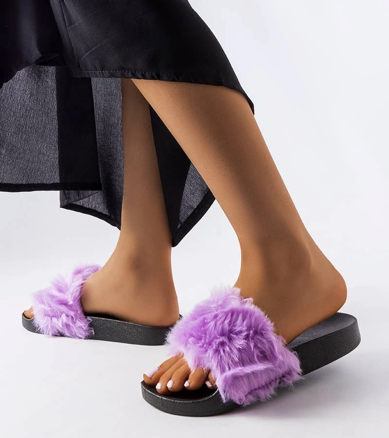 Fialové pantofle s kožešinou Genevre