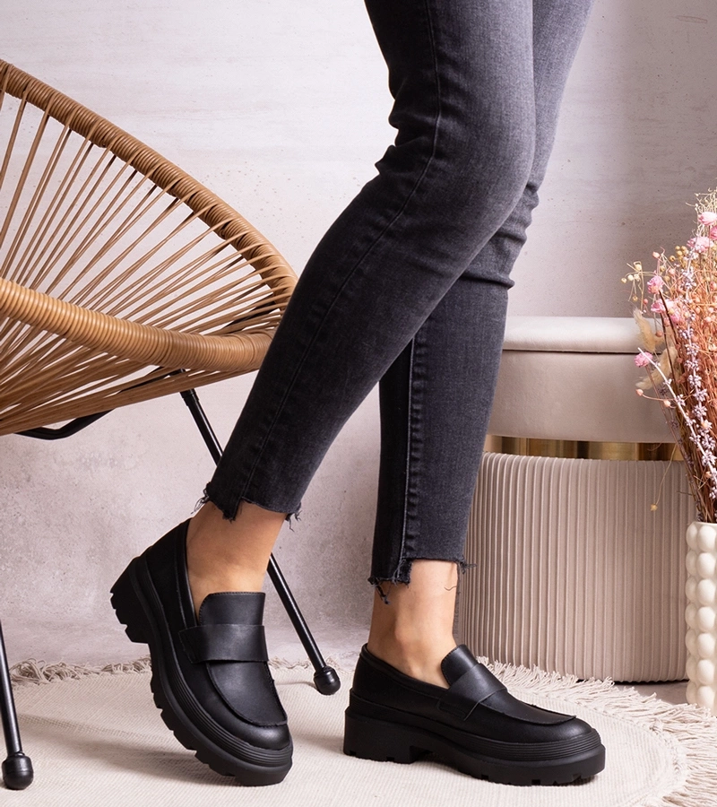 Černé mokasíny z eko kůže Seraphin