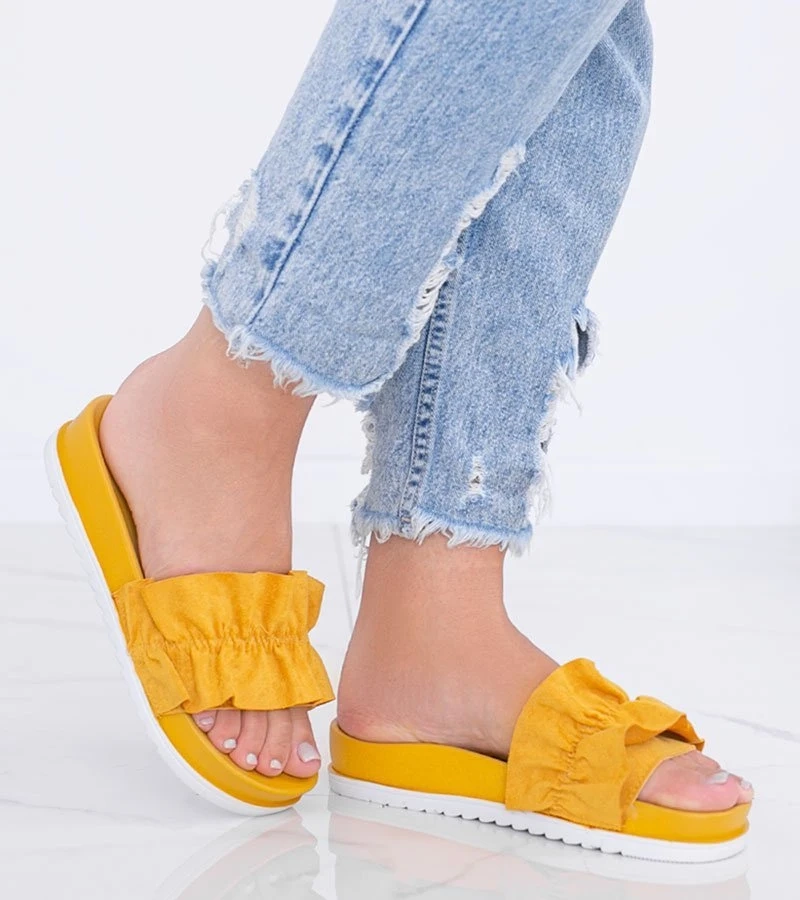 Hořčicové žabky s volánem Samanta