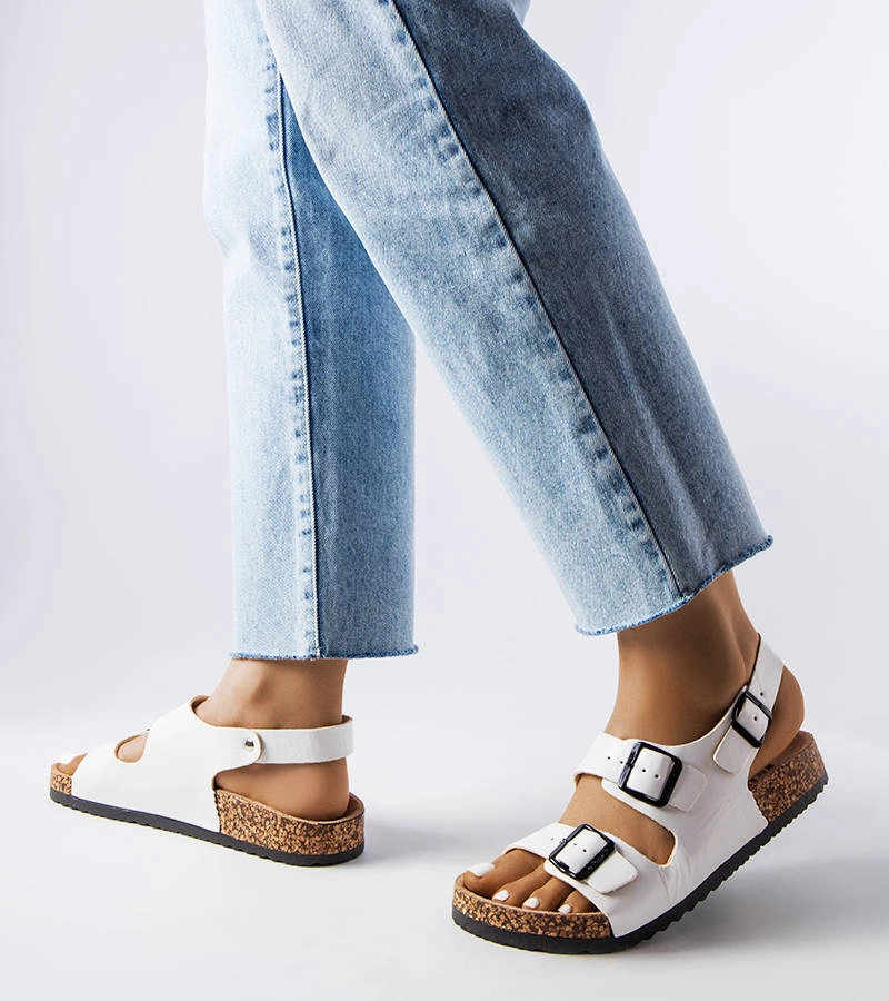 Bílé sandály Lee Cooper LCW-22-35-1160L