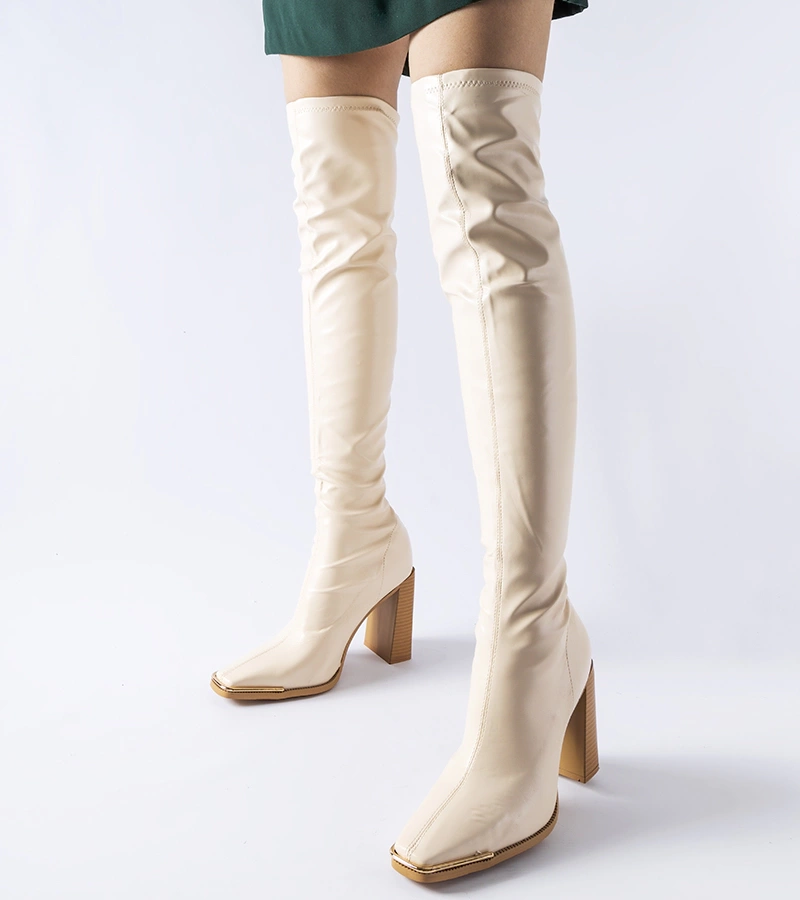 Béžové dlouhé kozačky na sloupku Faubourg