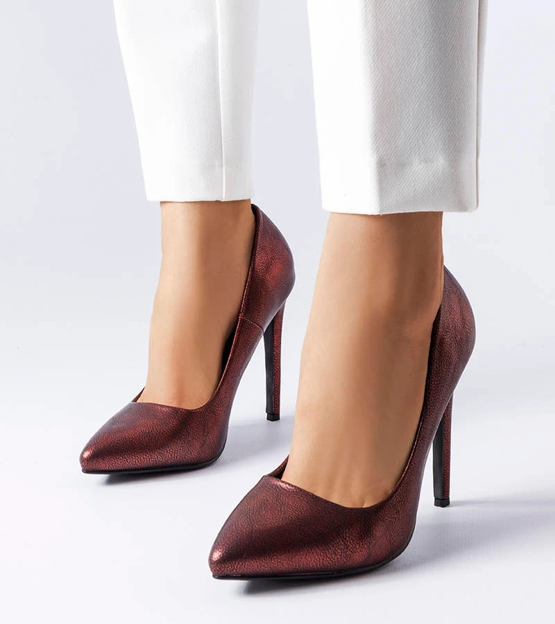 Sébastopol červené lesklé jehlové podpatky