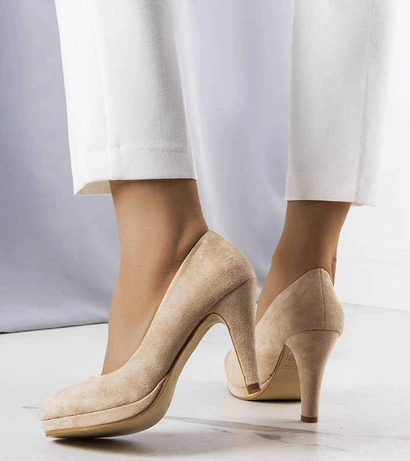 Béžové lodičky na podpatku Trofi