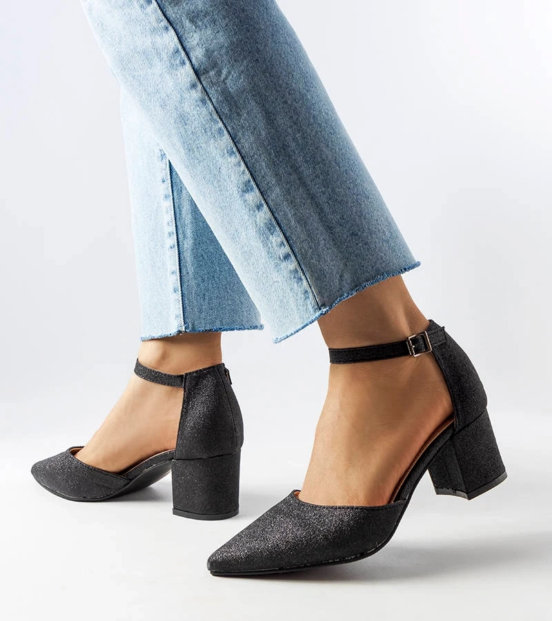 Černé lodičky Sttele s nízkým jehlovým podpatkem