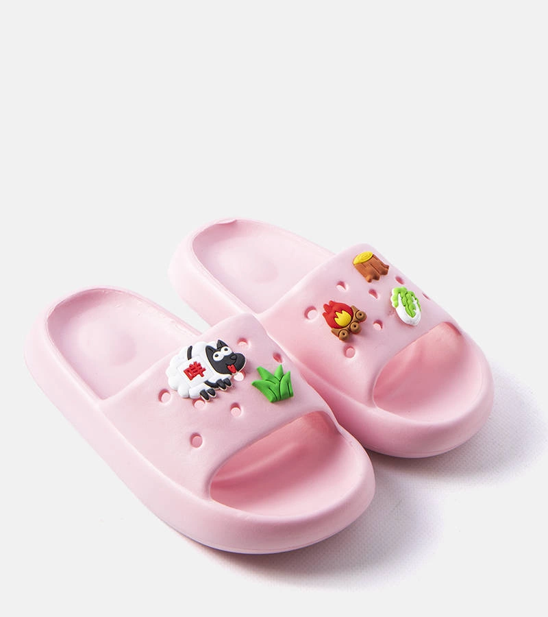 Růžové žabky Hilaire zdobené špendlíky