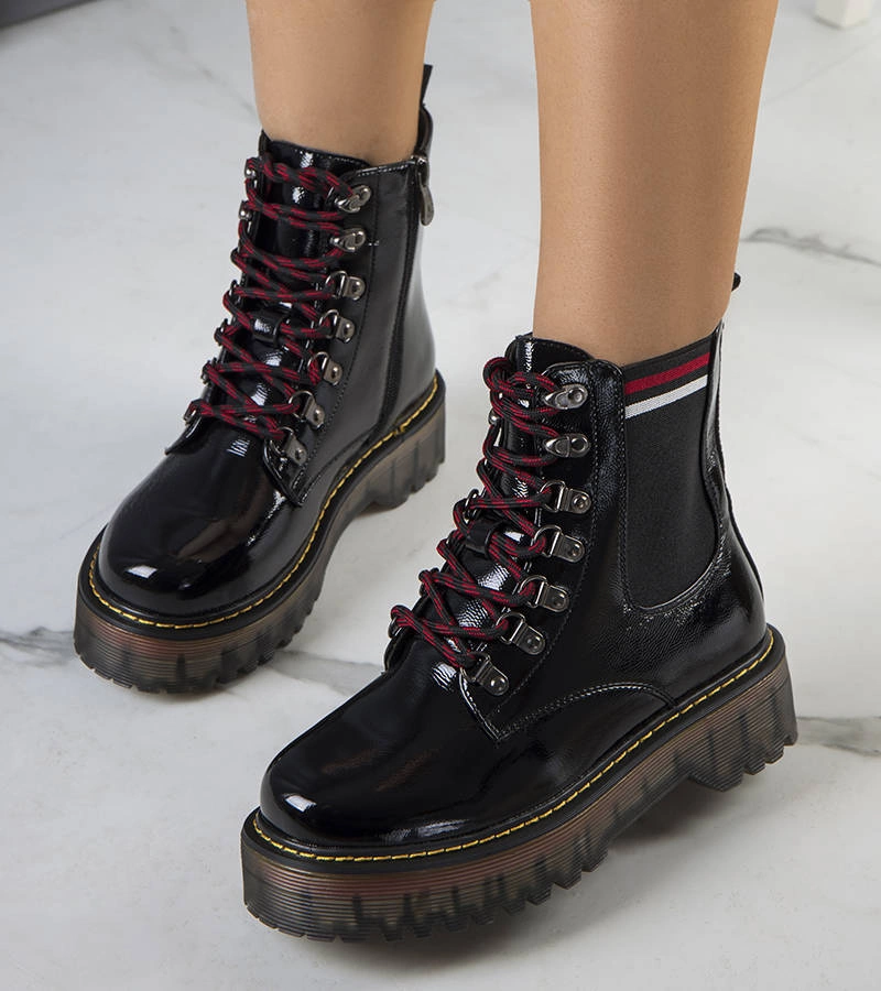 Black boty dámské klisny