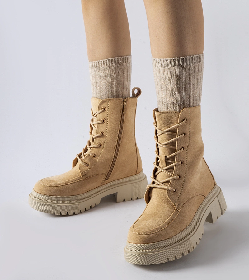 Hnědé trekové boty s masivní podrážkou Riel