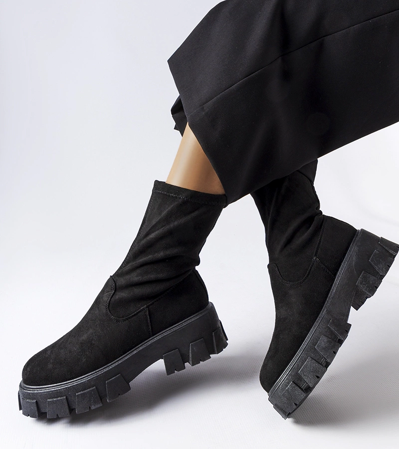 Černé ponožkové kotníčkové boty z ekologického semišu Pancrazio