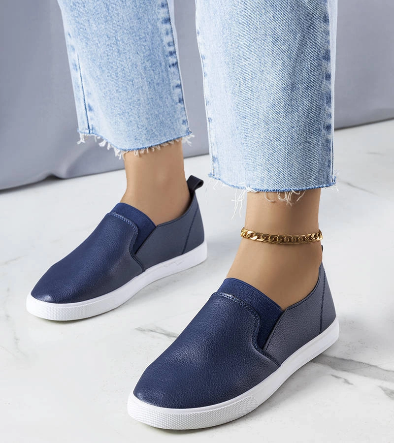 Tmavě modré tenisky z ekokůže Leroy