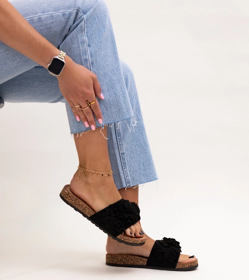 Žabky s květinami na korkové podrážce Almida