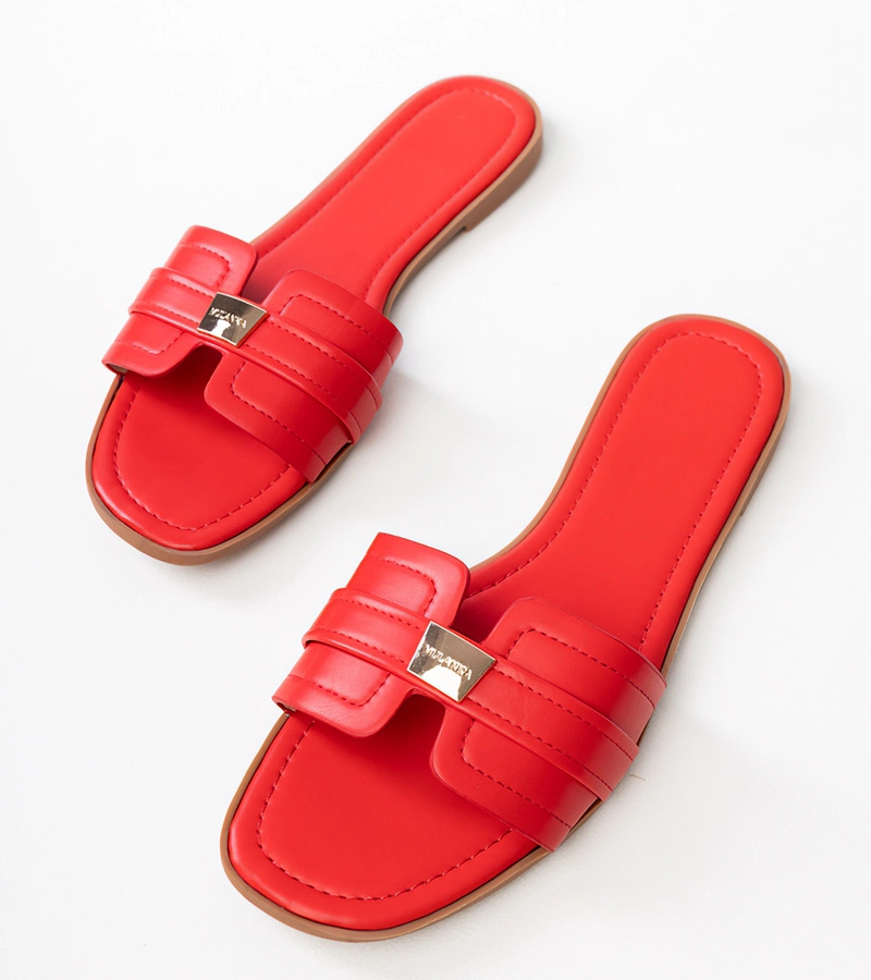 Červené dámské pantofle s ozdobou na pásku Levandule