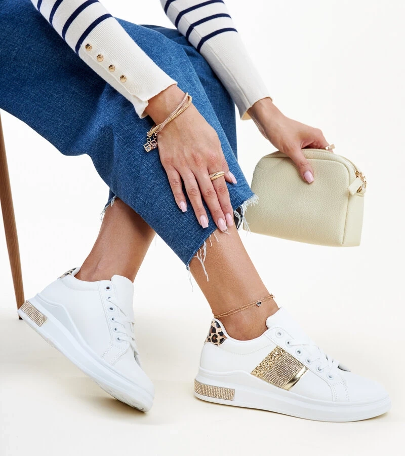 Bílo-zlaté tenisky s kubíky od Giulia