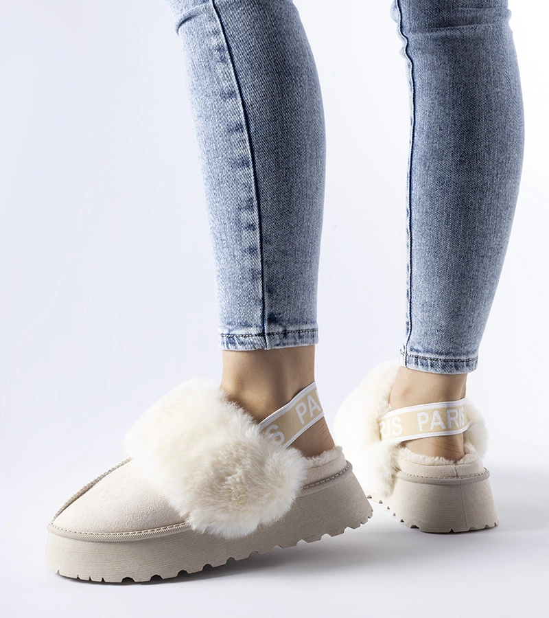 Jasně béžové vyhřívané pantofle se gumou Sangro