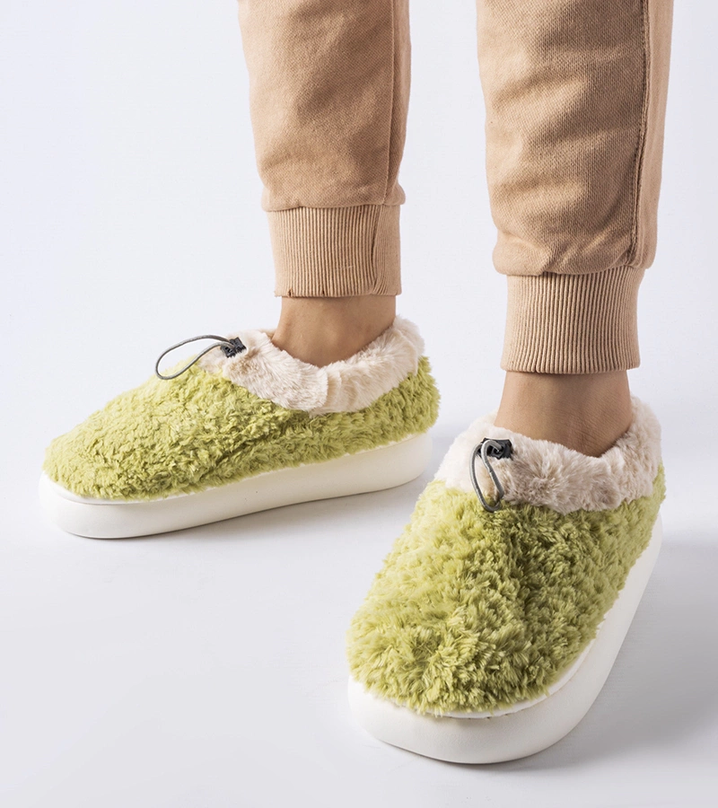 Zelené teplé pantofle s uzavřenou patou Aurelio